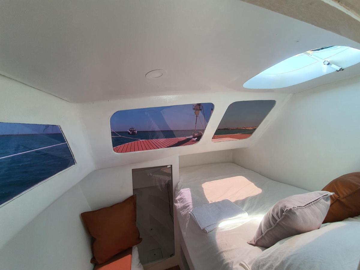 Hotel en barco Barco Casa Catamara Sleepandboat Distrito de Faro